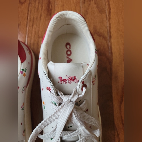 Coach Clip Leather Low Top (NWOT) - Picture 2 of 10